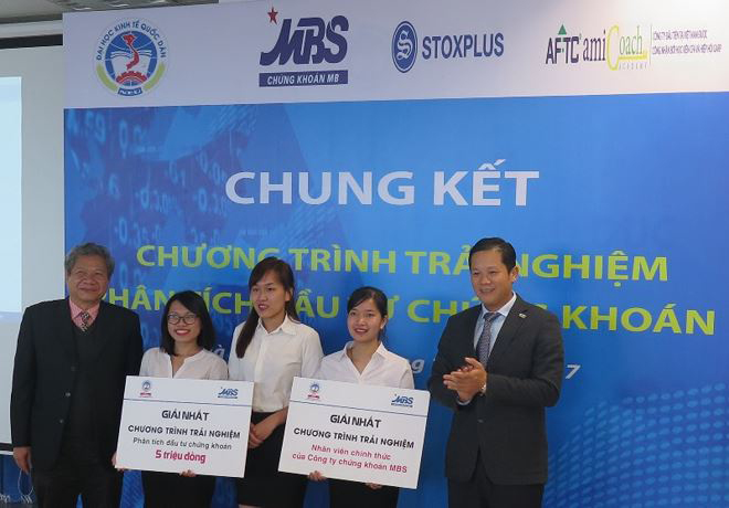 Tìm được nhà vô địch chương trình “Sinh viên trải nghiệm phân tích đầu tư chứng khoán”